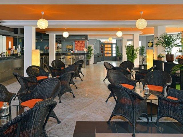 Aparthotel Sol Lunamar - Adults Only